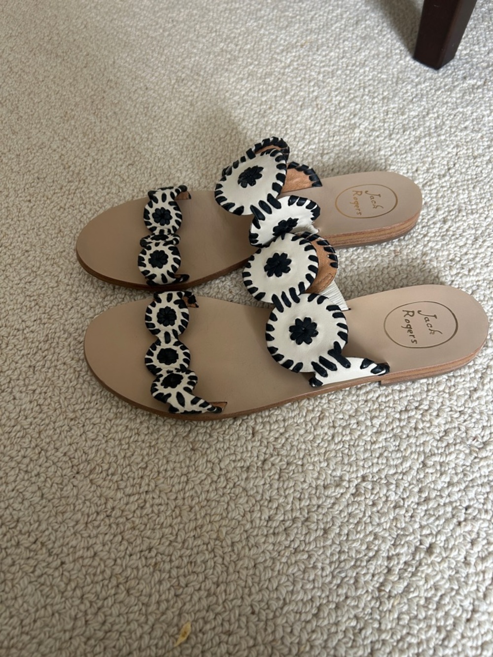 Jack Rogers Black & White Scalloped Floral Slide Sandals